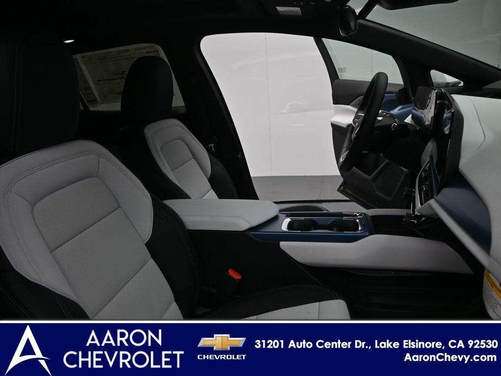 new 2025 Chevrolet Equinox EV car, priced at $47,985