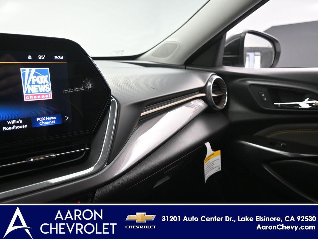 new 2025 Chevrolet Trax car, priced at $26,180