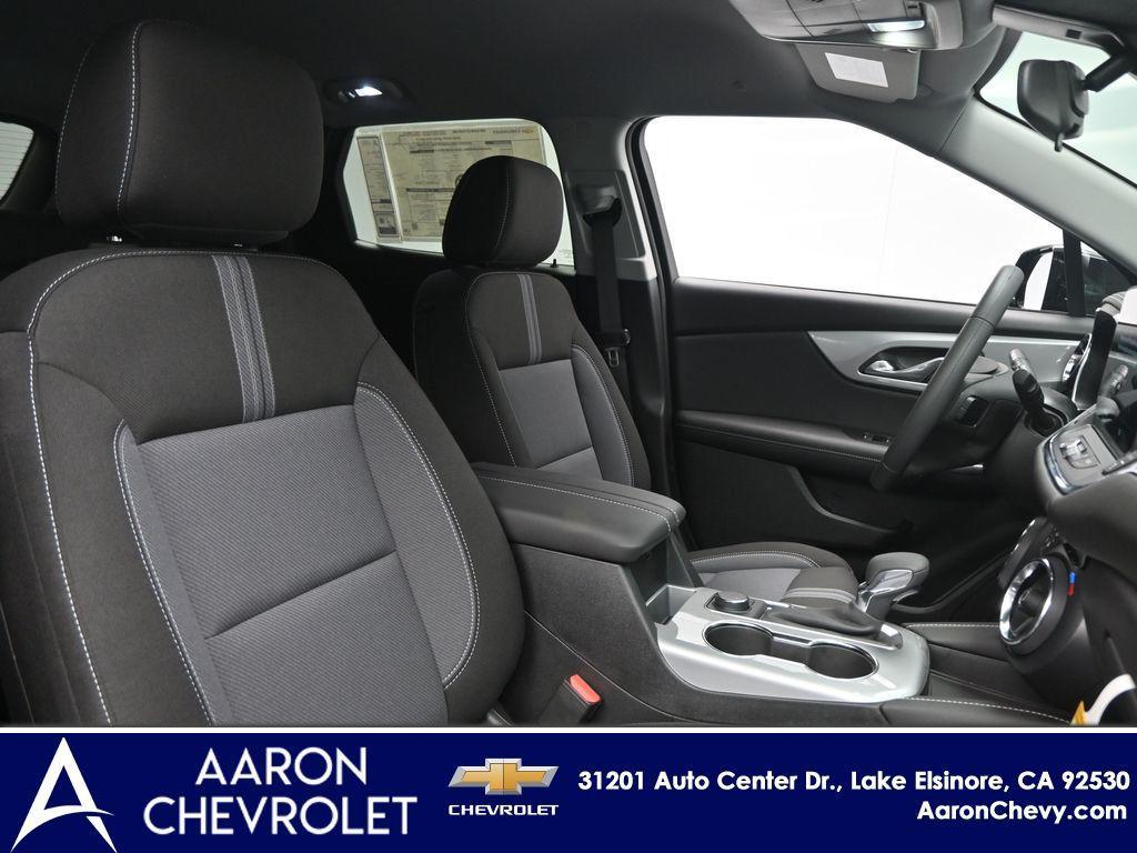 new 2025 Chevrolet Blazer car, priced at $38,590