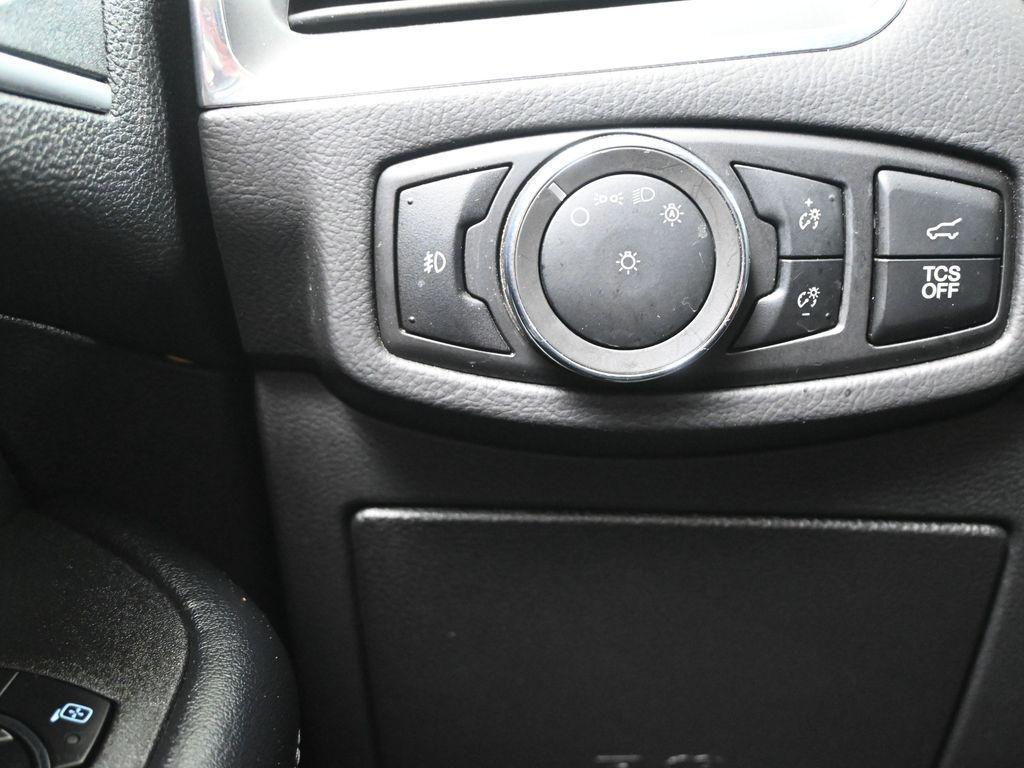 used 2024 Ford Edge car, priced at $26,199