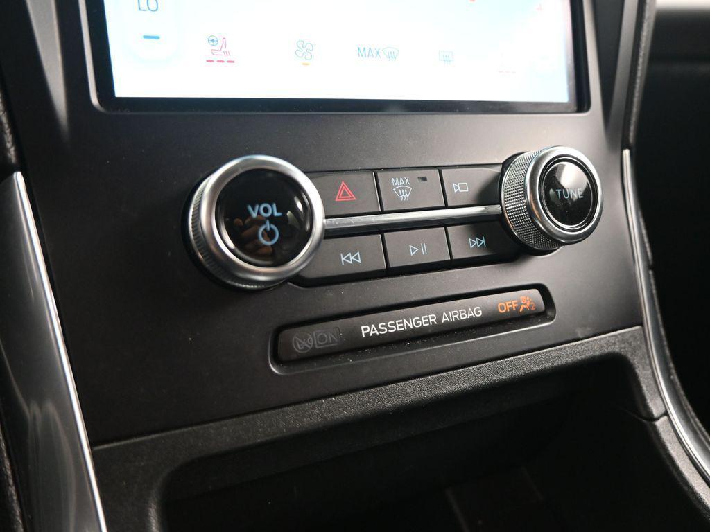 used 2024 Ford Edge car, priced at $26,199