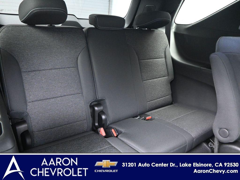 new 2026 Chevrolet Traverse car, priced at $43,605