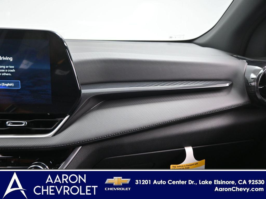 new 2026 Chevrolet Equinox car, priced at $33,593