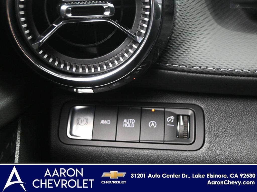 new 2026 Chevrolet Equinox car, priced at $33,593