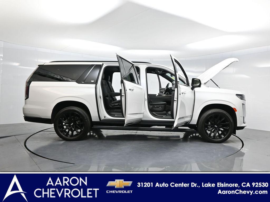 used 2023 Cadillac Escalade ESV car, priced at $85,000