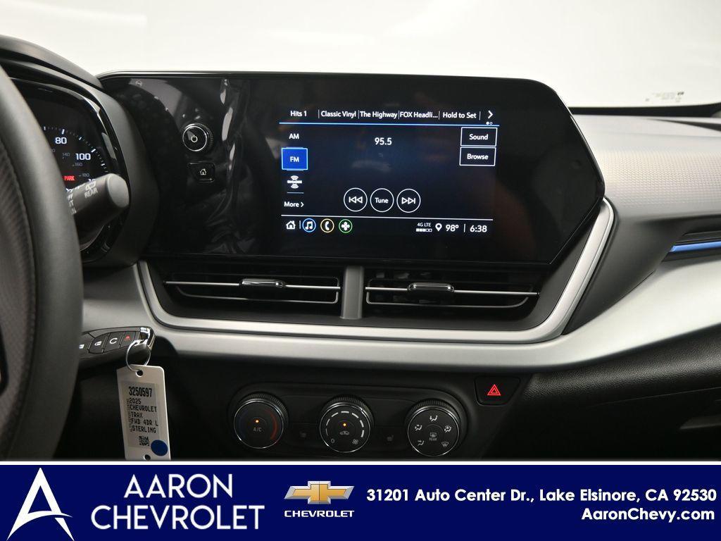 new 2025 Chevrolet Trax car, priced at $22,890
