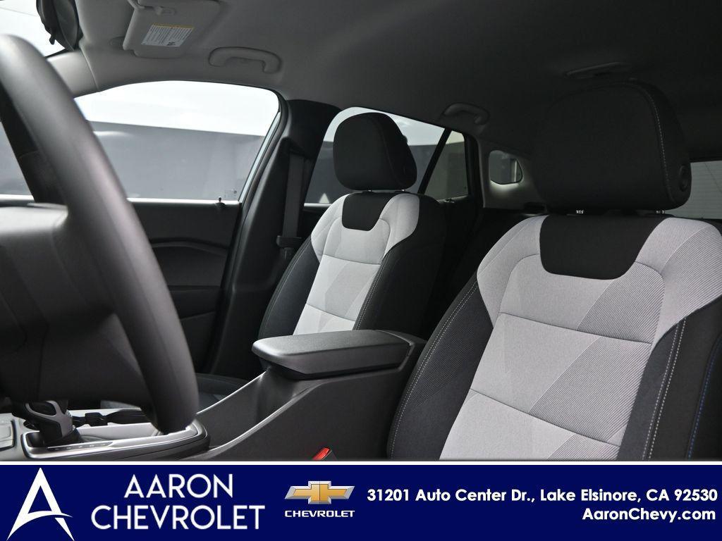 new 2025 Chevrolet Trax car, priced at $22,890