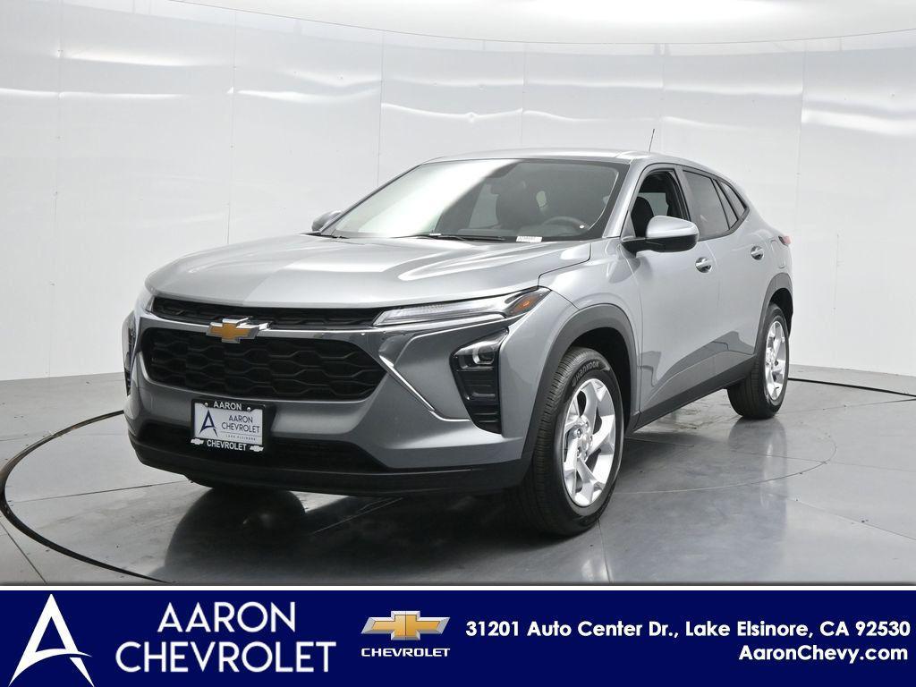 new 2025 Chevrolet Trax car, priced at $22,890