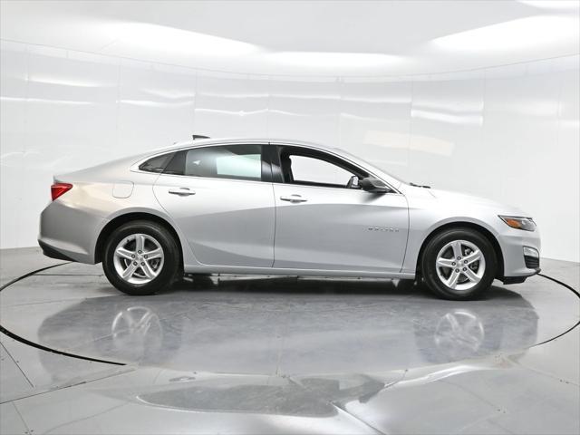 used 2019 Chevrolet Malibu car, priced at $16,792