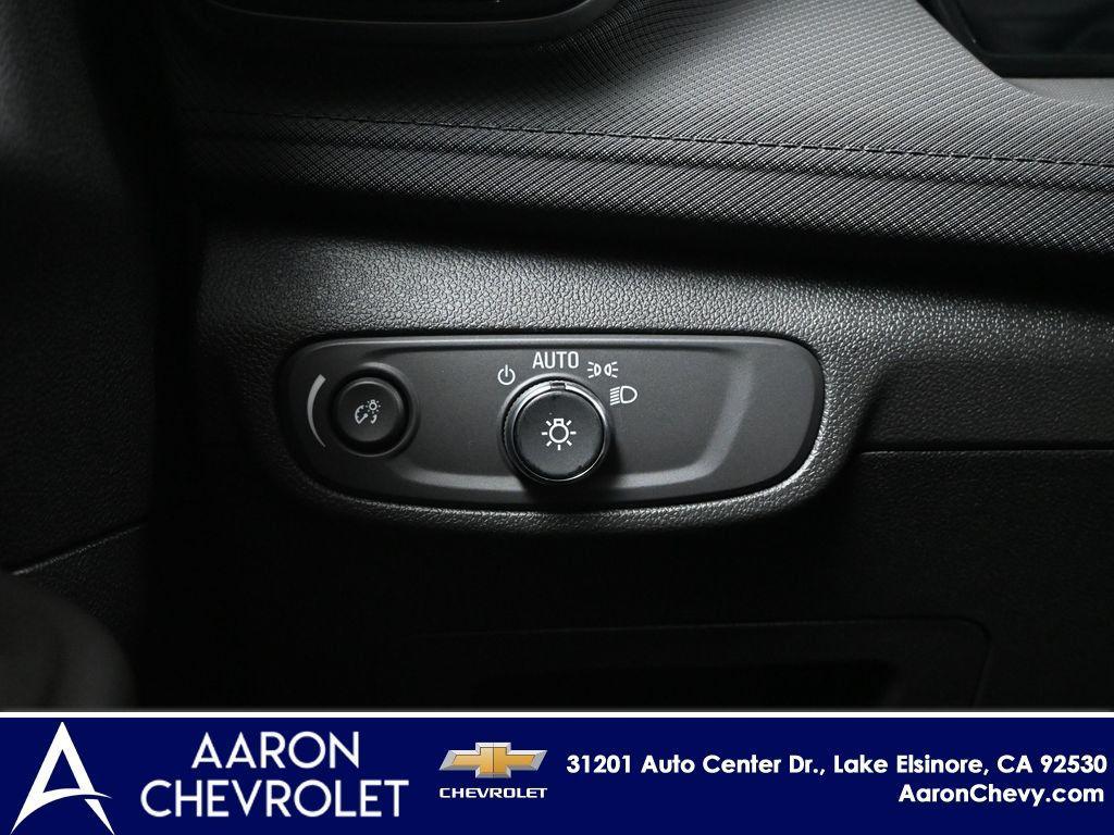 new 2025 Chevrolet TrailBlazer car, priced at $29,080