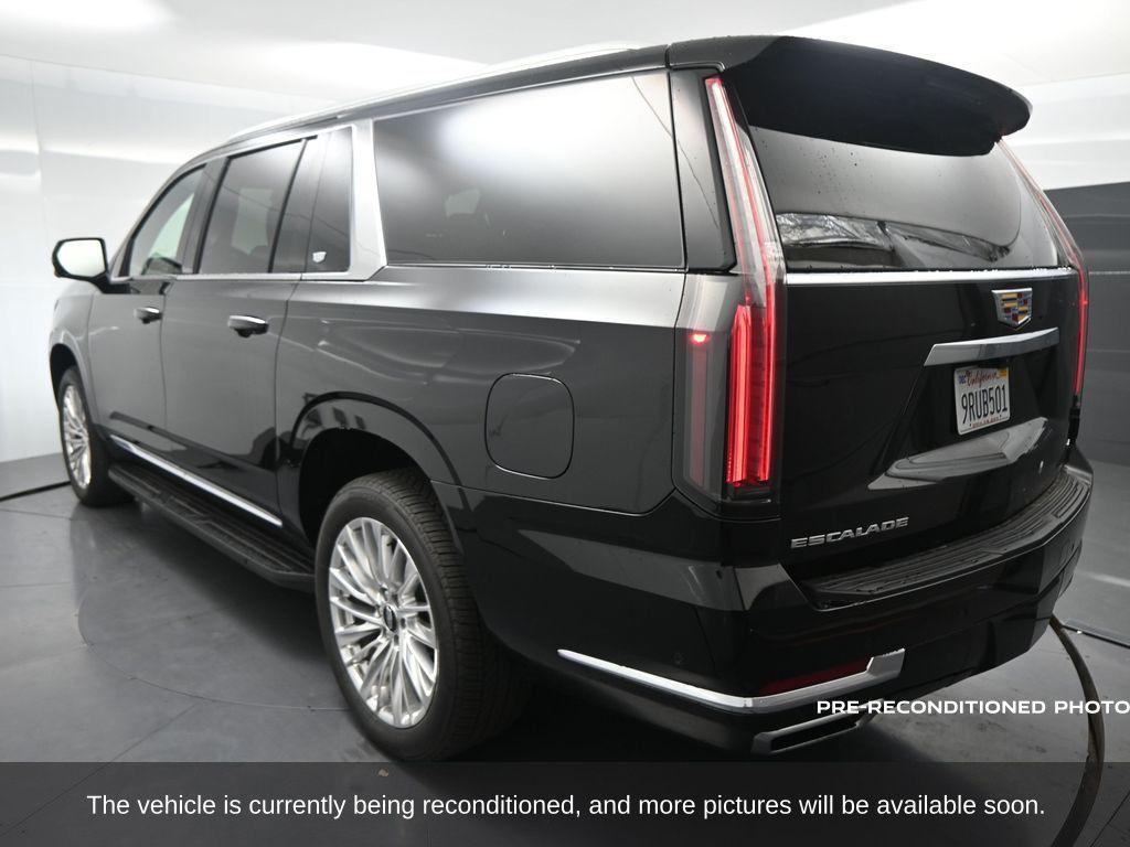used 2025 Cadillac Escalade ESV car
