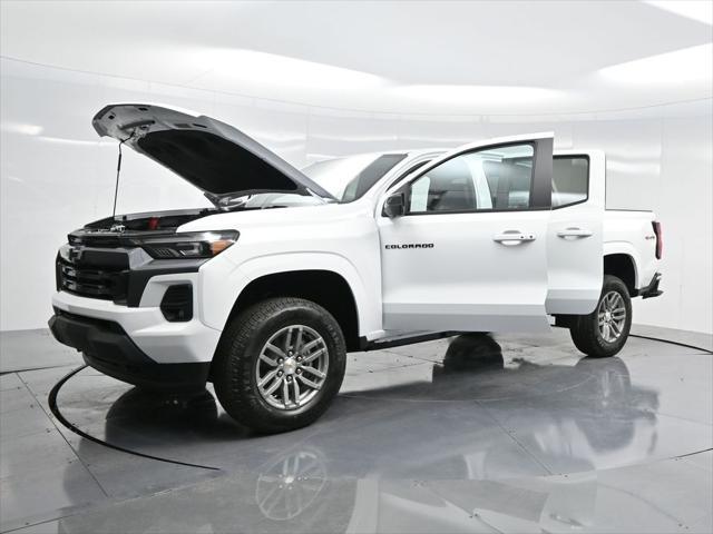 new 2024 Chevrolet Colorado car, priced at $42,465