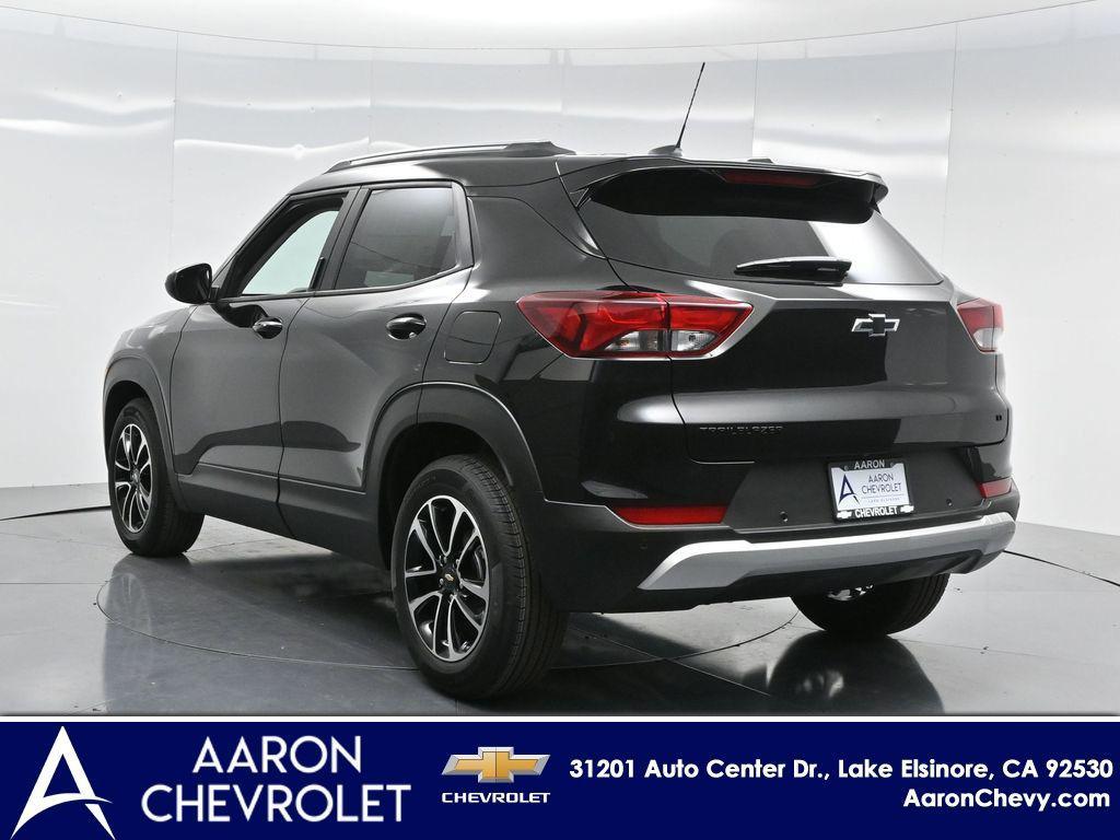 new 2025 Chevrolet TrailBlazer car, priced at $30,599