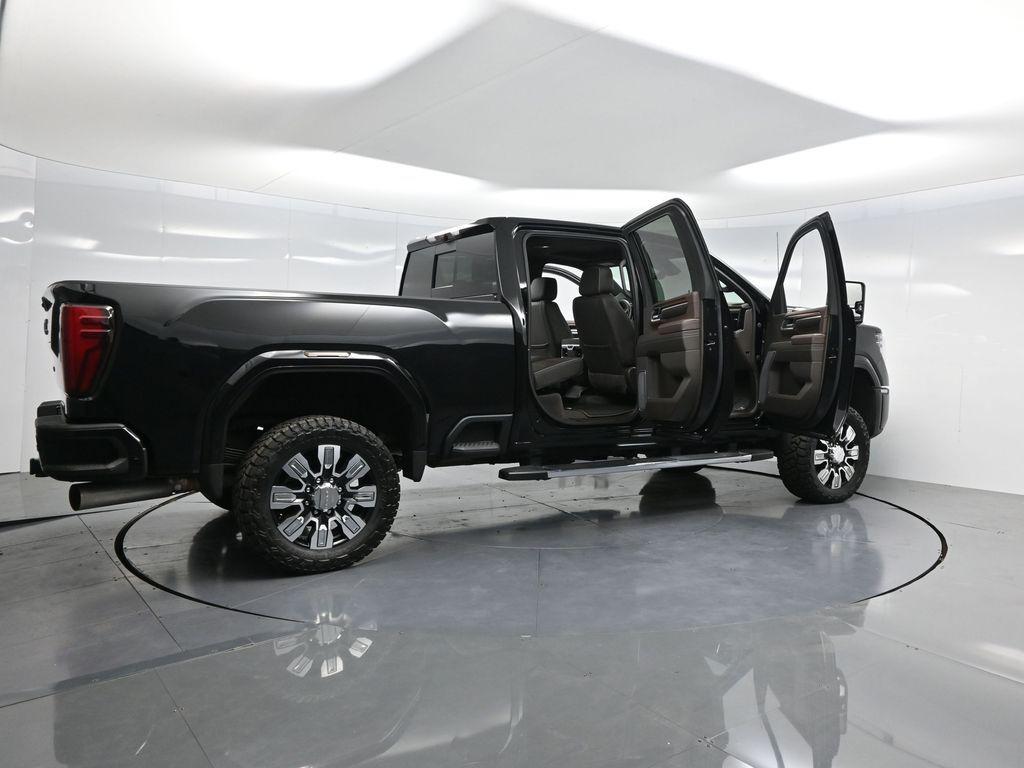 used 2024 GMC Sierra 2500 car, priced at $76,500