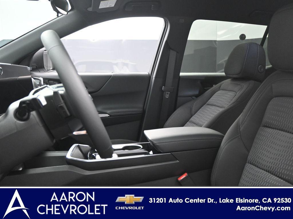 new 2026 Chevrolet Equinox car, priced at $32,254