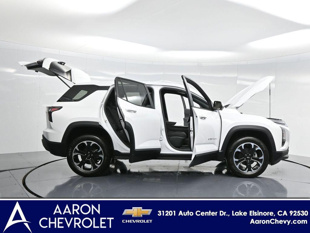new 2025 Chevrolet Equinox car, priced at $29,930