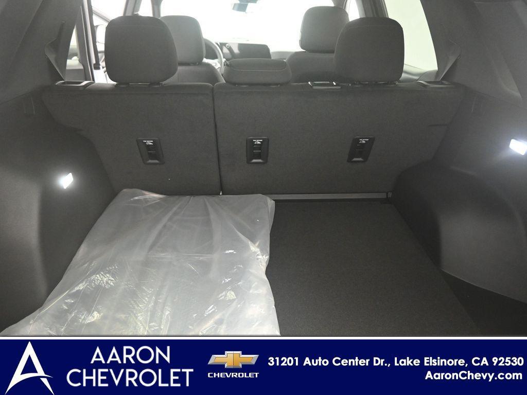 new 2025 Chevrolet Equinox car, priced at $29,930
