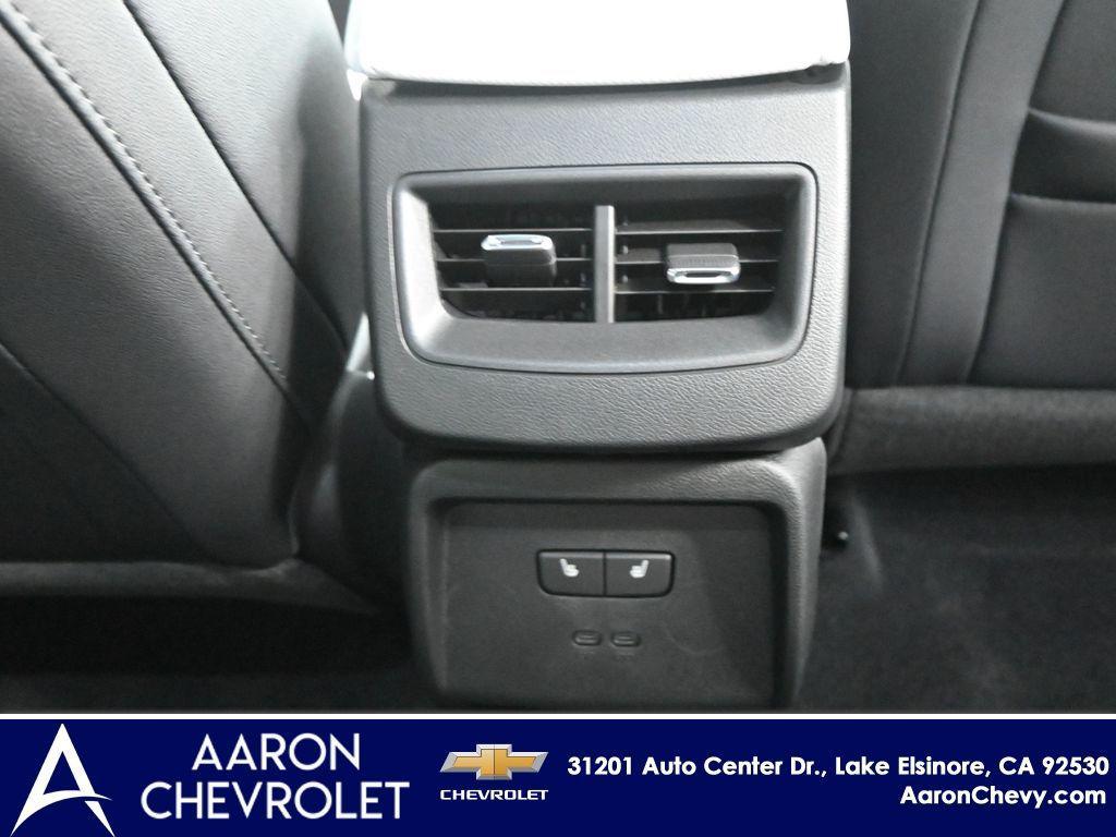 new 2025 Chevrolet Equinox EV car, priced at $44,035