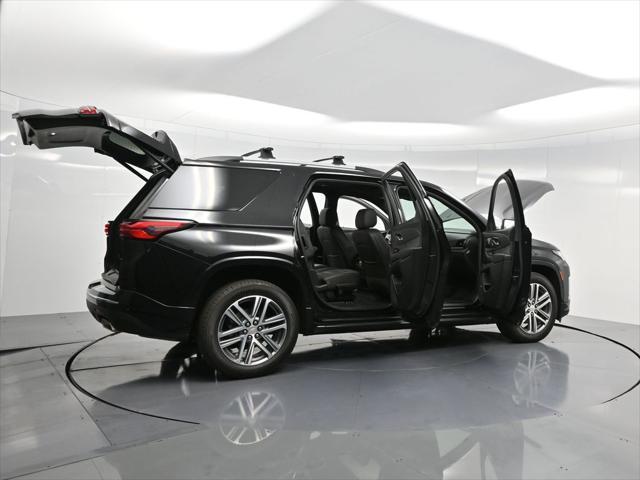 used 2023 Chevrolet Traverse car, priced at $44,650