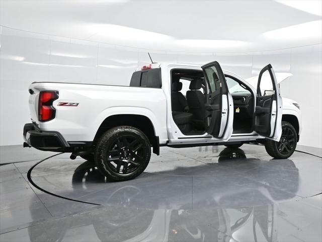 new 2024 Chevrolet Colorado car, priced at $44,985