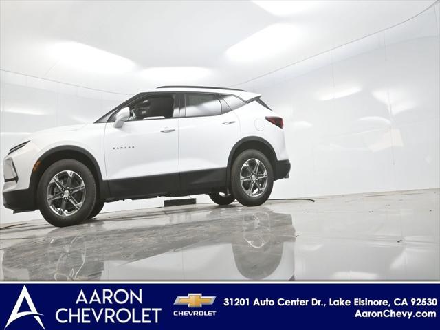 new 2025 Chevrolet Blazer car, priced at $35,564