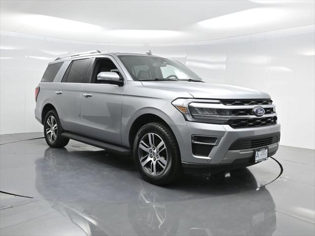 used 2024 Ford Expedition car, priced at $49,549
