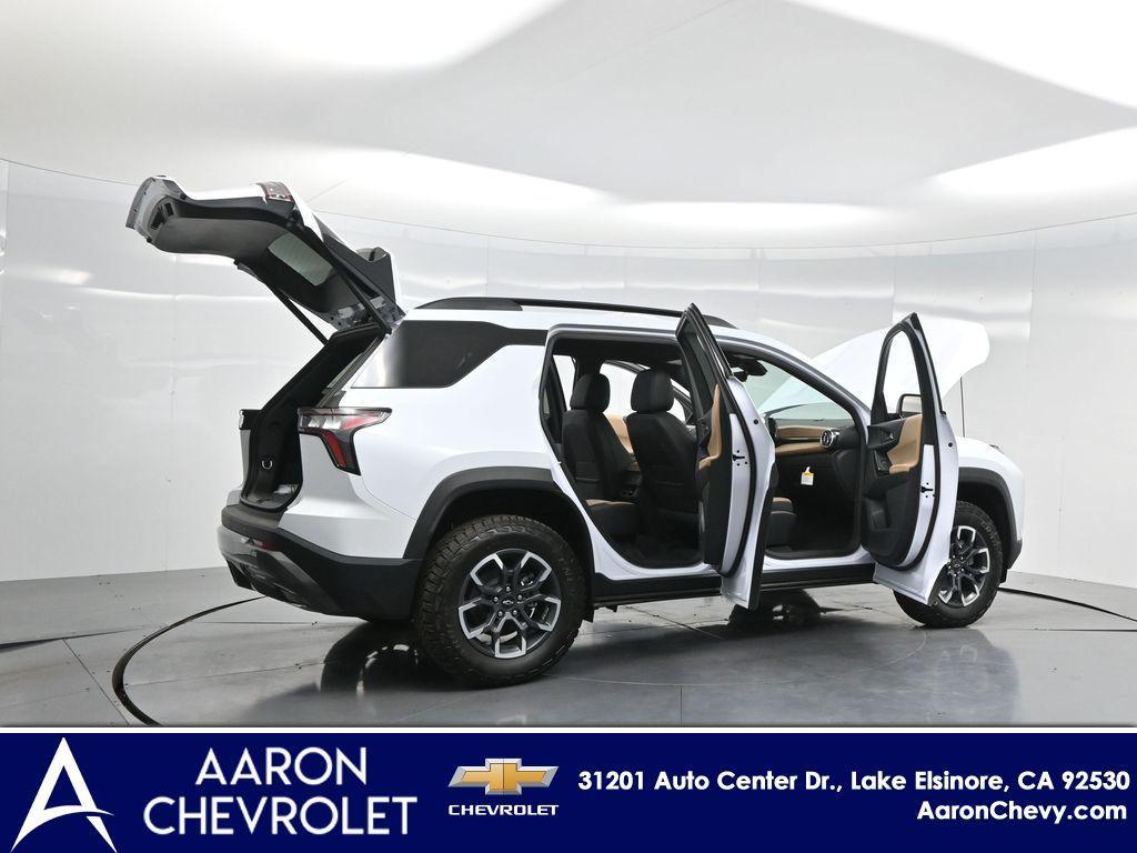 new 2026 Chevrolet Equinox car, priced at $38,439