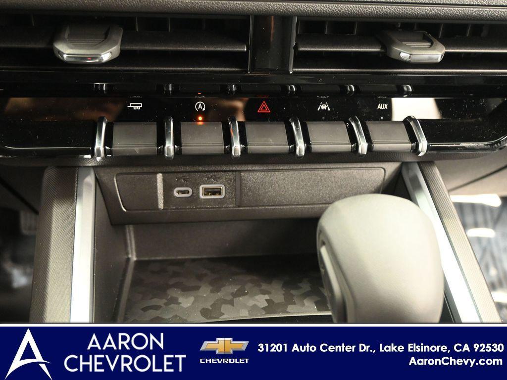 new 2026 Chevrolet Colorado car, priced at $38,424