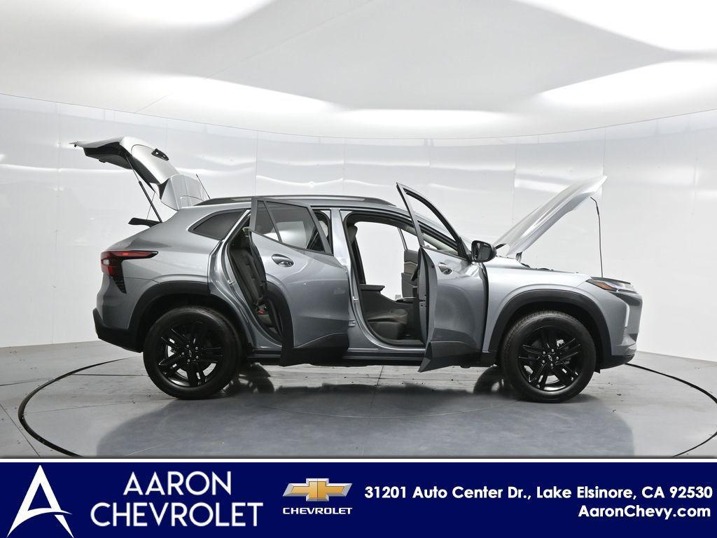 new 2025 Chevrolet Trax car, priced at $26,690
