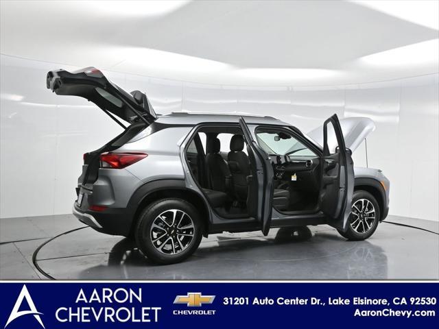 new 2025 Chevrolet TrailBlazer car, priced at $29,370
