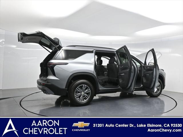 new 2025 Chevrolet Traverse car, priced at $45,195