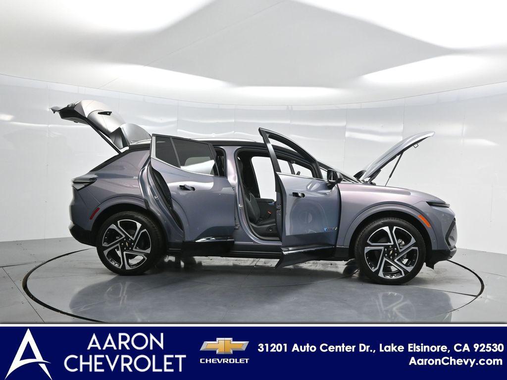 new 2025 Chevrolet Equinox EV car, priced at $46,840