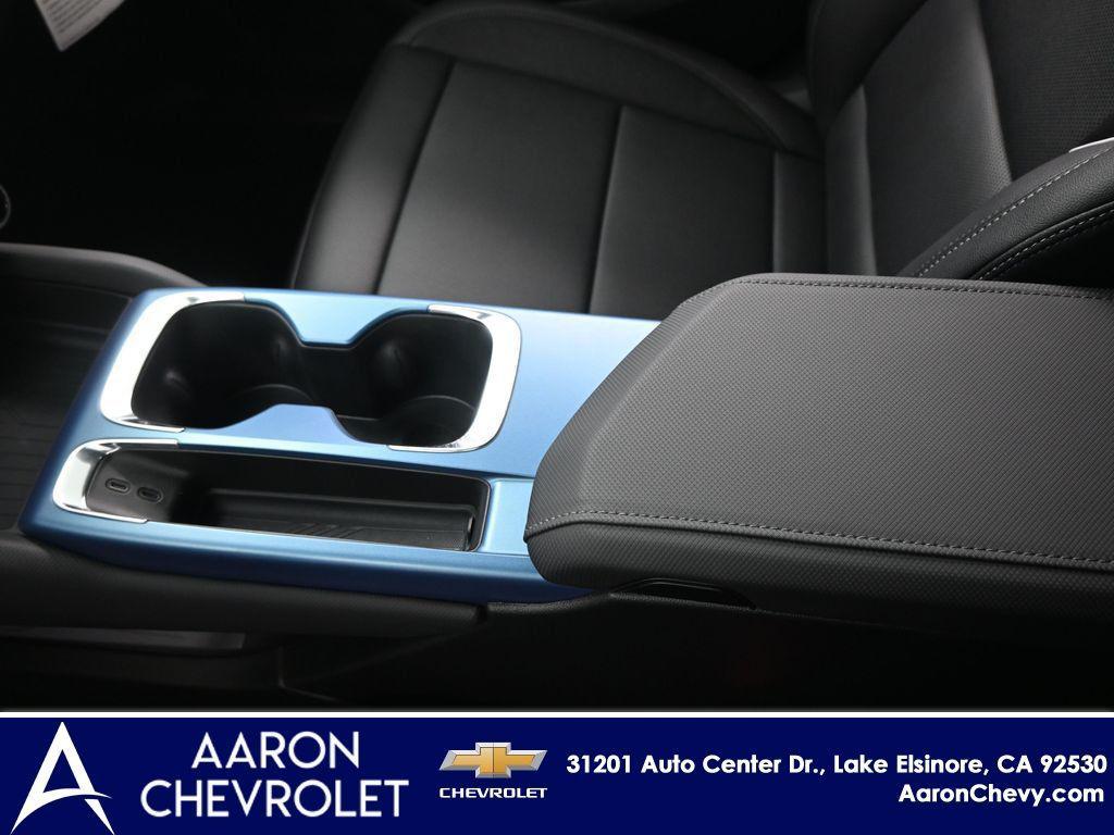 new 2025 Chevrolet Equinox EV car, priced at $46,840
