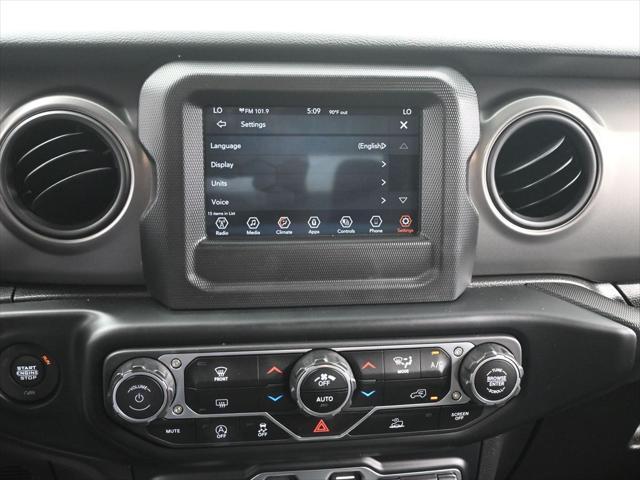 used 2023 Jeep Gladiator car, priced at $32,241