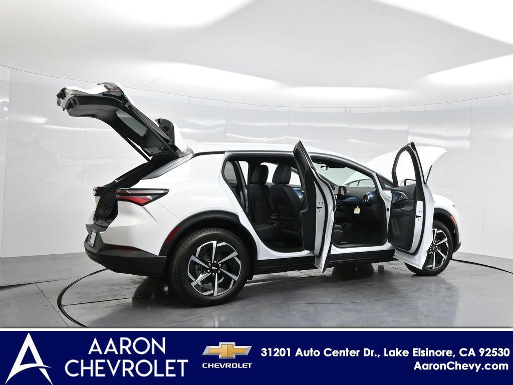 new 2026 Chevrolet Equinox EV car, priced at $43,430