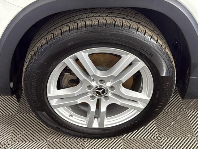 used 2023 Mercedes-Benz GLB 250 car, priced at $35,910