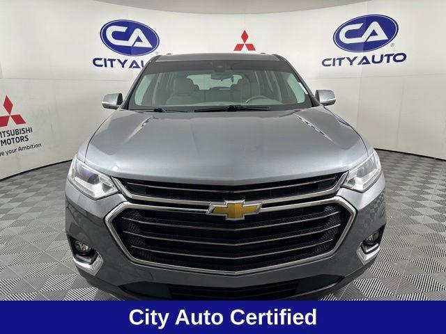 used 2021 Chevrolet Traverse car, priced at $27,997