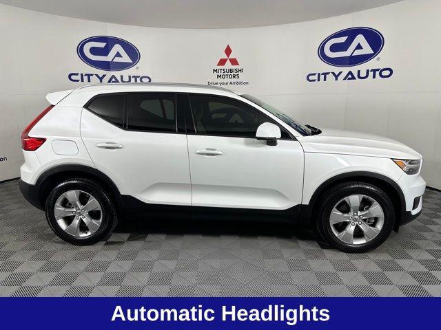 used 2022 Volvo XC40 car, priced at $22,410