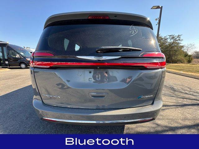 used 2022 Chrysler Pacifica Hybrid car, priced at $22,550