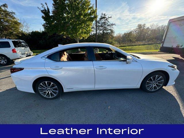 used 2020 Lexus ES 300h car, priced at $33,970