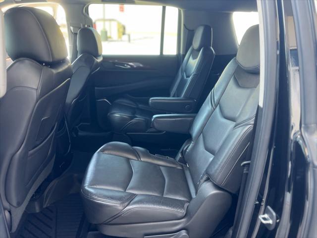 used 2019 Cadillac Escalade ESV car, priced at $34,999