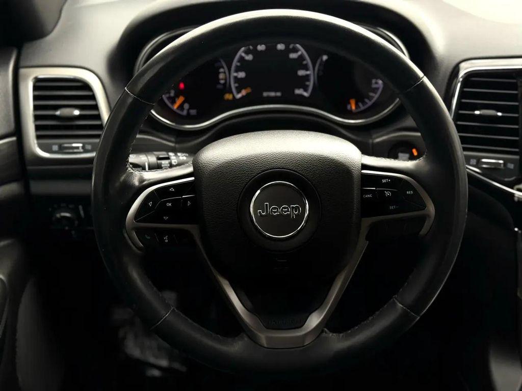 used 2020 Jeep Grand Cherokee car, priced at $27,999