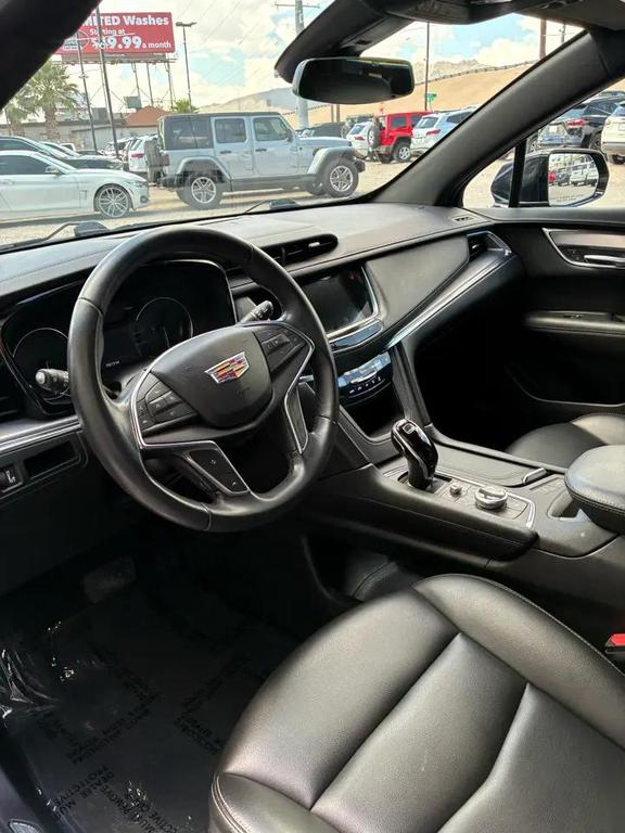 used 2021 Cadillac XT5 car, priced at $21,999