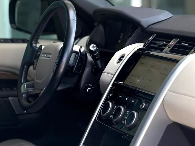 used 2020 Land Rover Discovery car, priced at $24,495