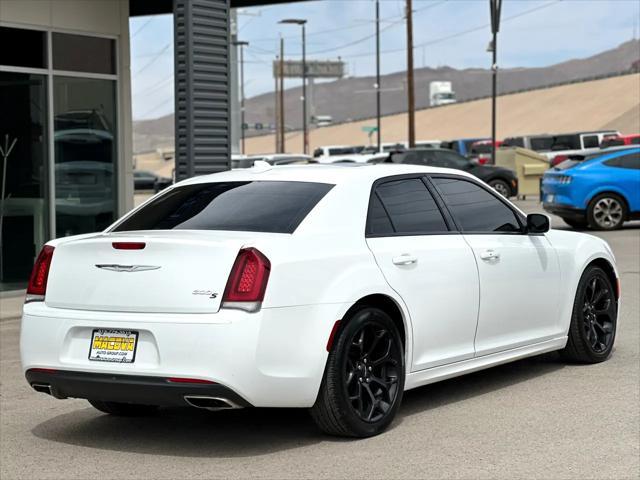 used 2019 Chrysler 300 car, priced at $18,999