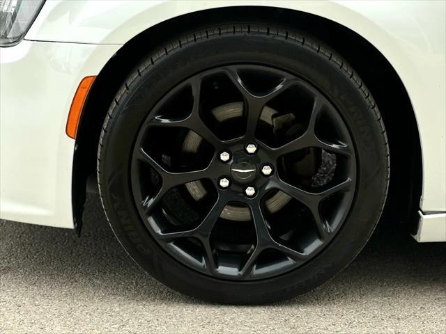 used 2019 Chrysler 300 car, priced at $18,999