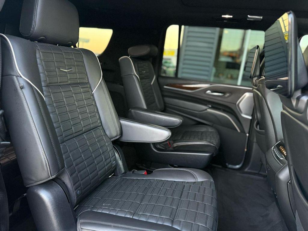 used 2022 Cadillac Escalade ESV car, priced at $70,999