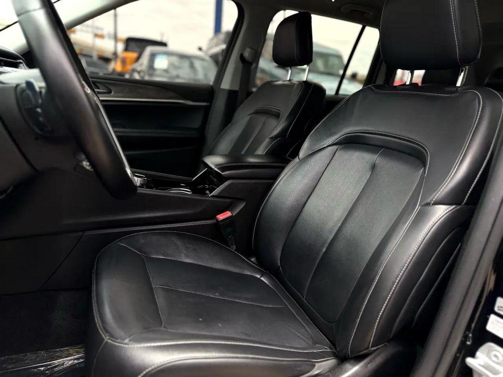 used 2022 Jeep Grand Cherokee car, priced at $29,495