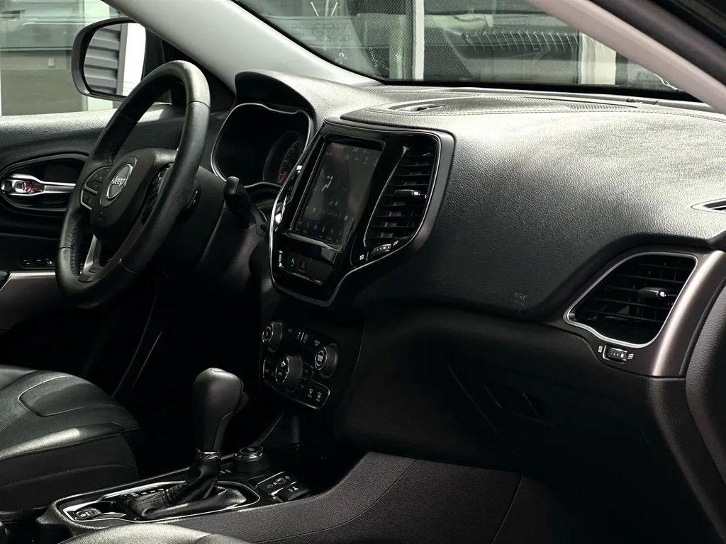 used 2019 Jeep Cherokee car, priced at $18,999