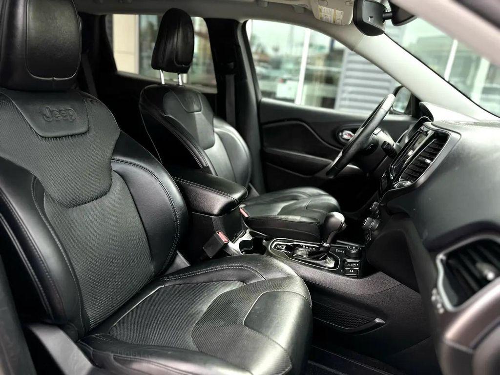 used 2019 Jeep Cherokee car, priced at $18,999